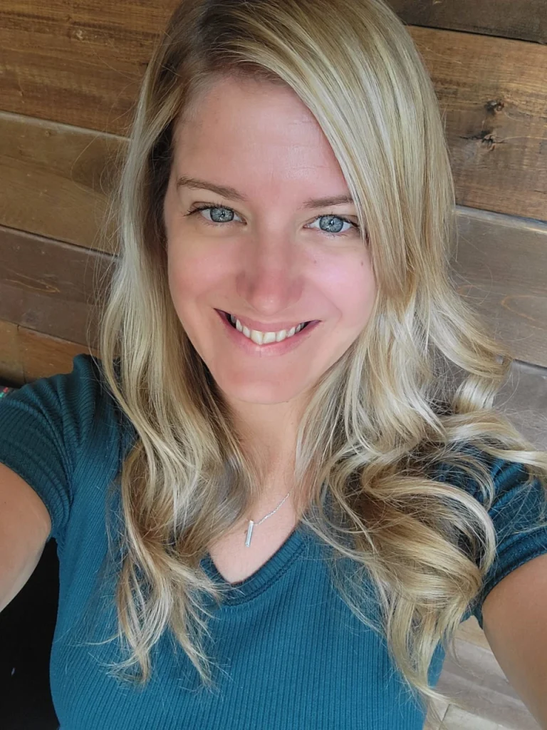 Kim Chartrand Ménard - Coiffeuse et styliste à Blainville